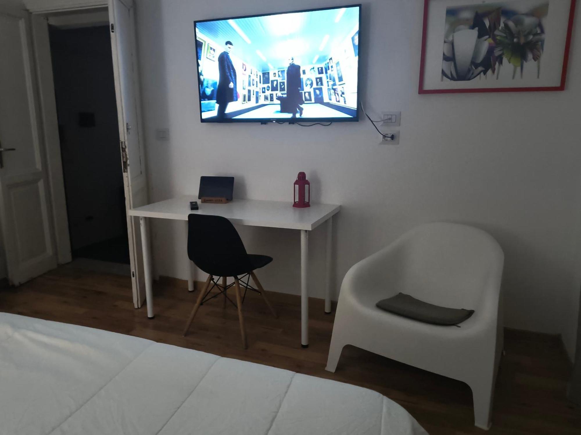 Casa Per Gente Giovane Rome Bagian luar foto